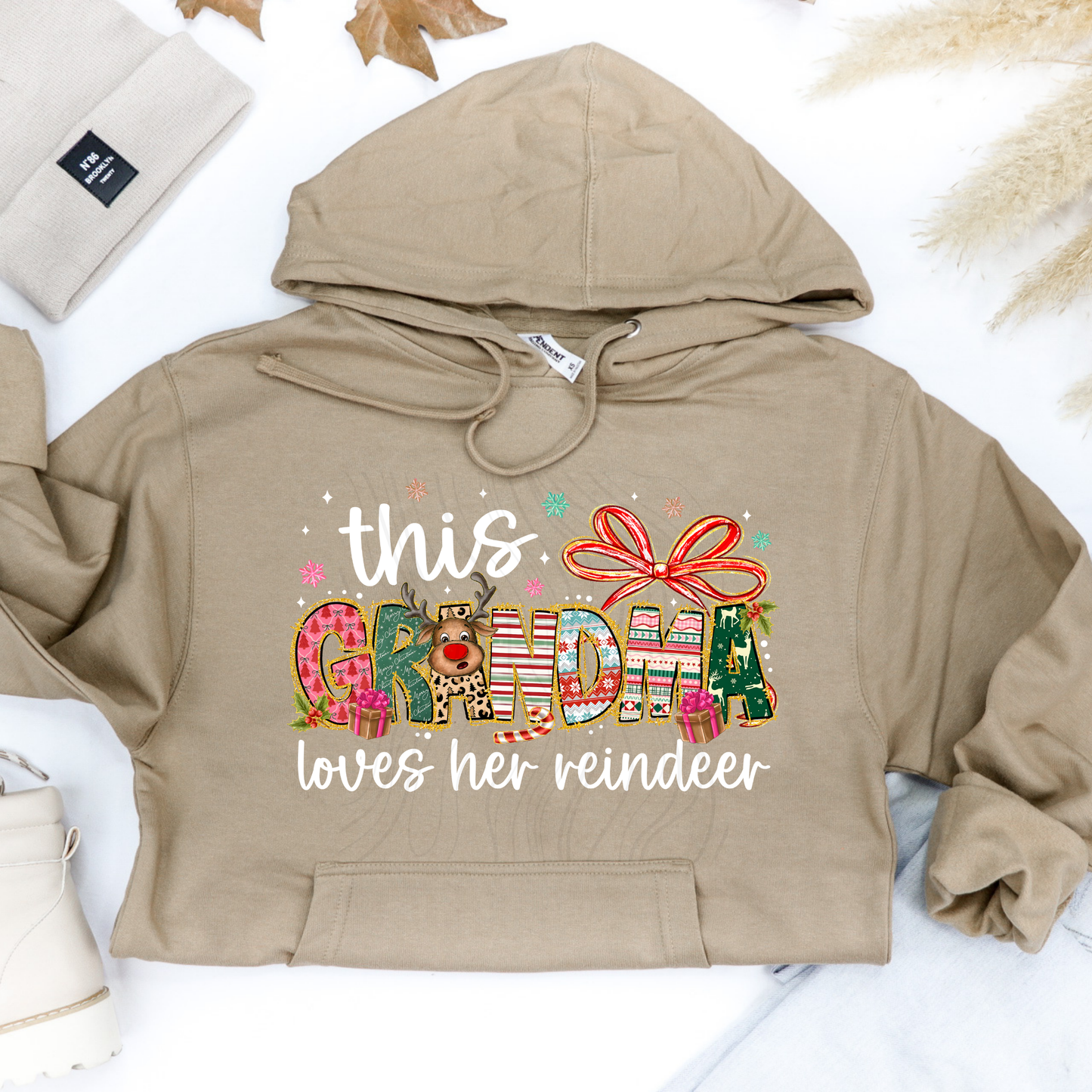 This Grandma Loves Her Reindeer Black Transfer