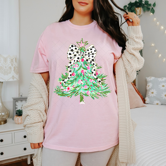 Green With Pink Ornament Christmas Tree Transfer